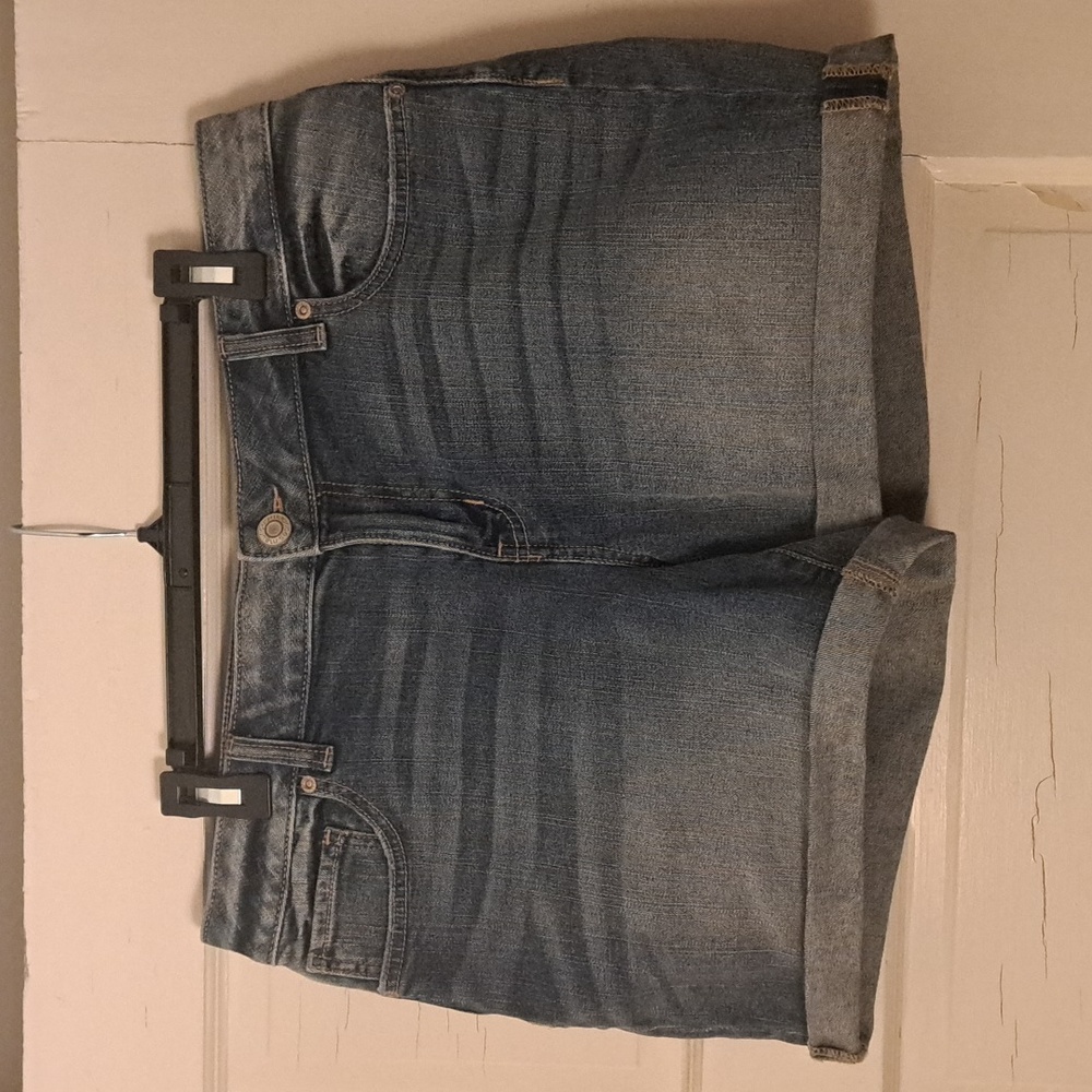 Maurices Denim Shorts Size 14